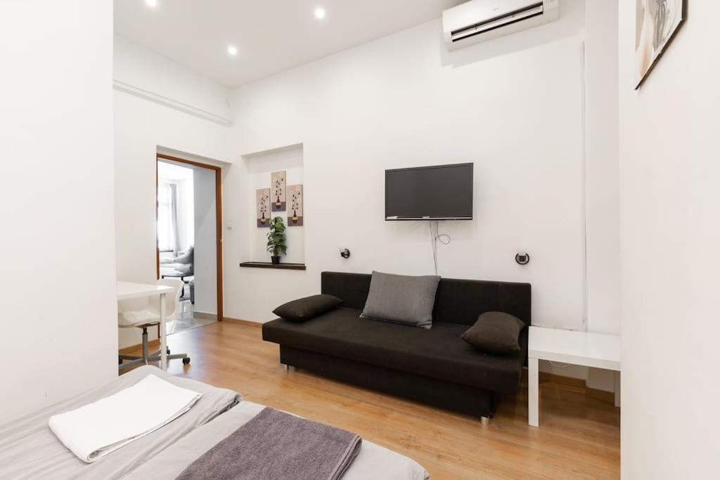 Apartment Elegant Downtown At Kiraly 39 *